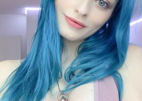 Jewelz Blu