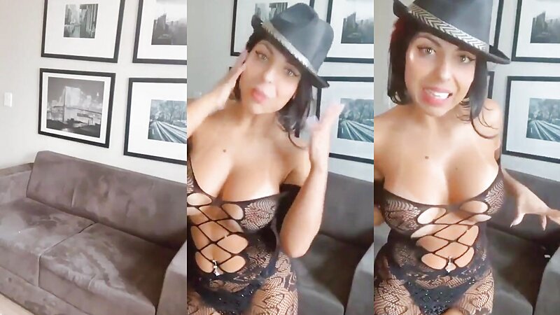 Ana Lopes Teasing in Lingerie Show