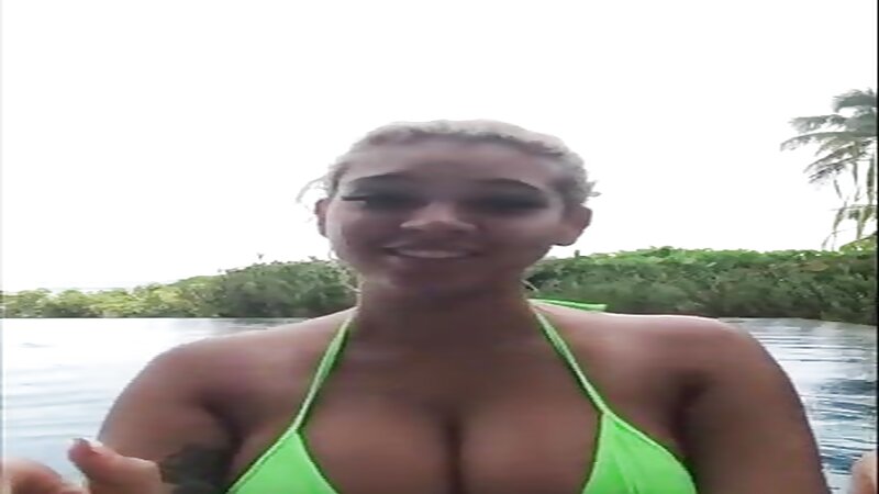 Annamariesarai Naked and Nude