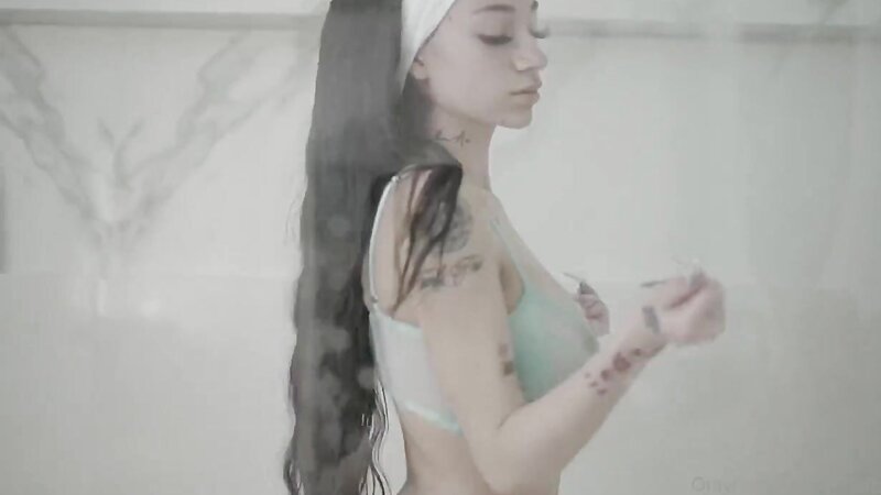Bhad Bhabie Topless in Shower