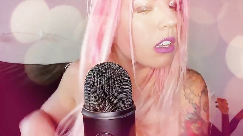 Bonnibgood Whispering and Ears Licking ASMR show