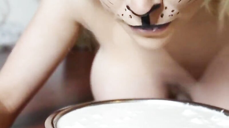 Courtney Stodden Nude Kitty Stripteasing