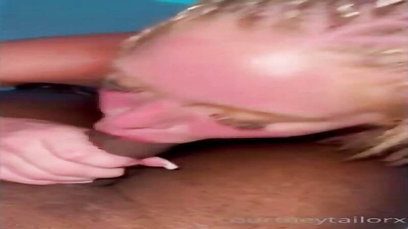 Courtney Tailor Deepthroat Blowjob