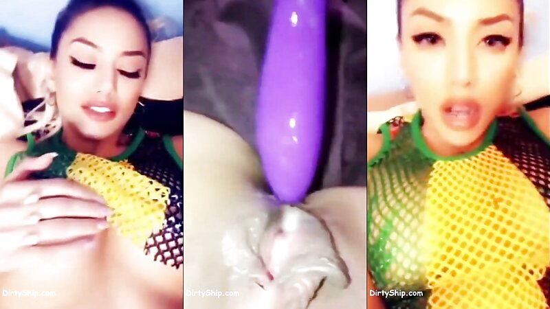 Gwen Singer Nude Snapchat Premium