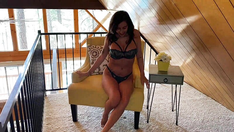 April O'Neil Cozy Cottage Masturbation