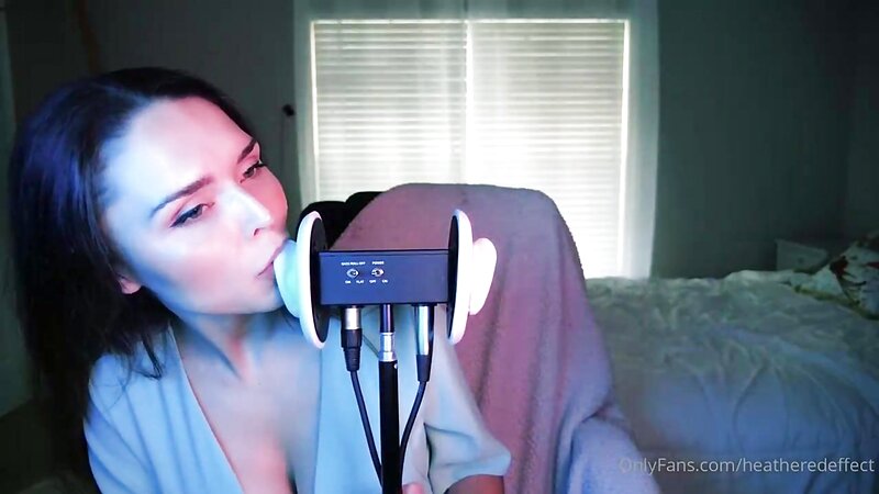 Heatheredeffect Sensual ASMR Kissing and Licking