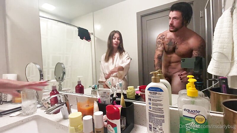 Lavynder Rain Naked Bathroom Fucking