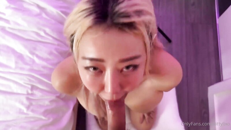Kittylixo Nude Asian Pussy Fucking