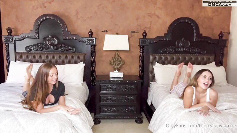 Skyiiah And Olivia Mae Nude Masturbation