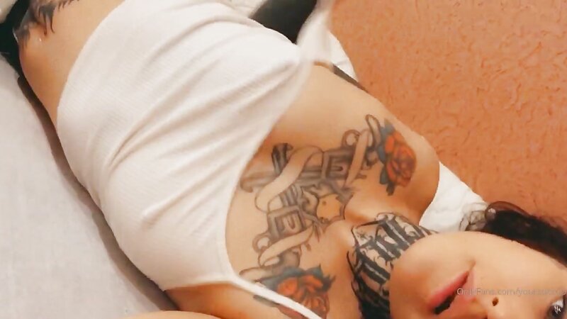Yoursuccub Nude Teasing Show