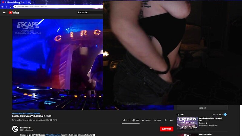 Streamer Naked Masturbating on Stream