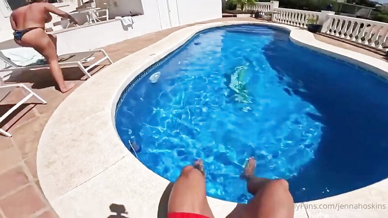 Jenna Hoskins Crazy Amateur Sex Video