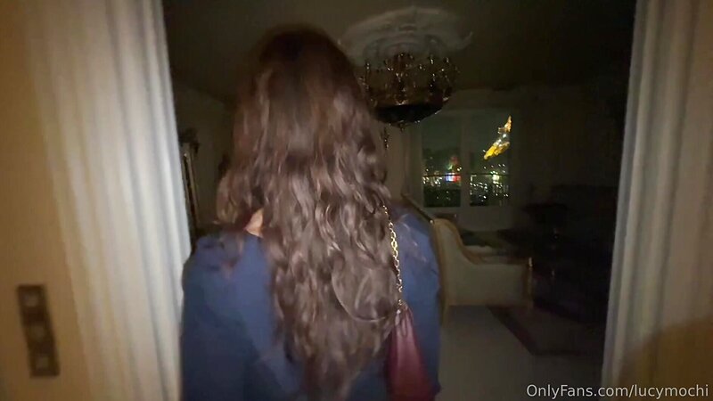 Lucy Mochi Romantic Anal in Paris