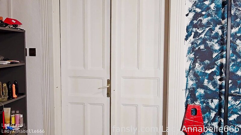 LadyAnnabelle666 and Lady Zara Fucked His Throat and Ass Simultaneously