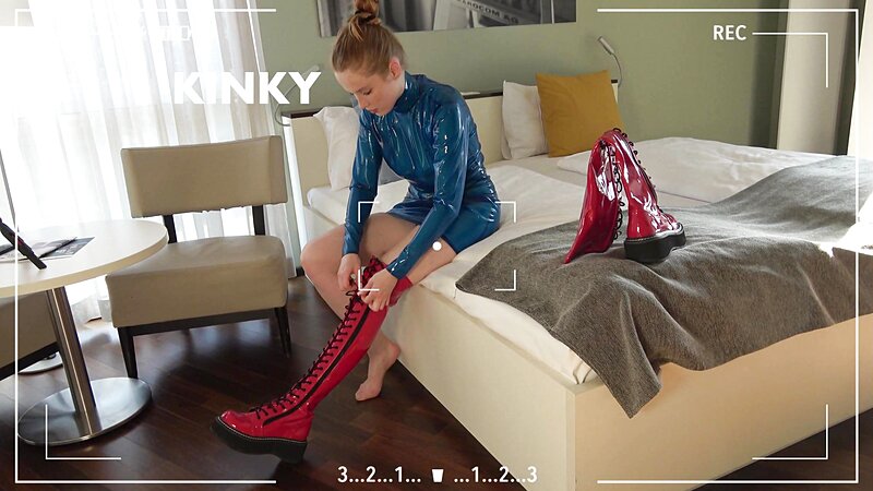 Arielka Hot Fashion Model Kinky Latex Fucked in Latex