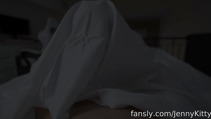 JennyKitty Stepsister Wakeup Blowjob