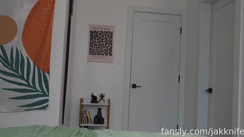 Madison Moores Sister's BFF Gets Pussy Pumped by Jak Knife