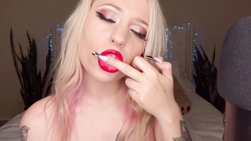 AriLove Sexy Mouth Fetish ASMR