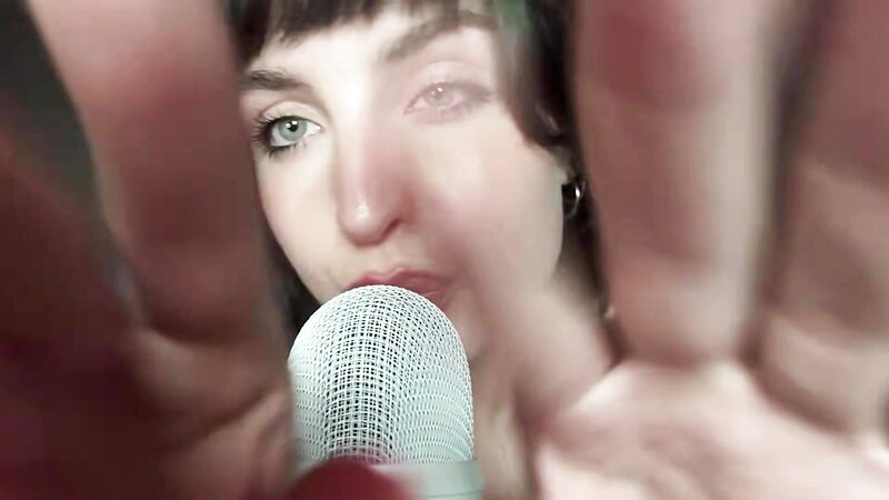 Beebee ASMR Naked Whisper Repeating Your Names