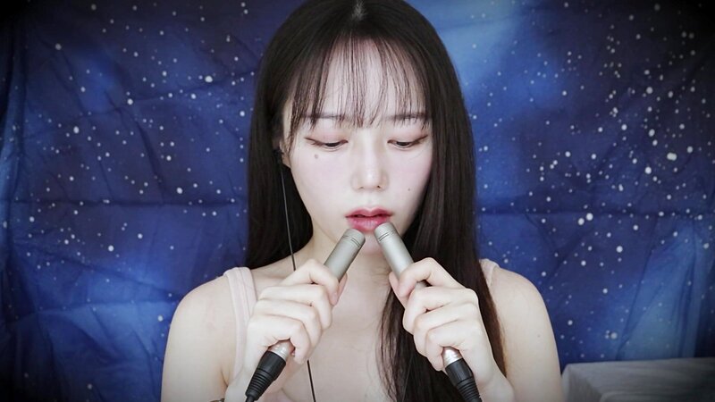 Jamonghae ASMR Sticky Mouth Sounds