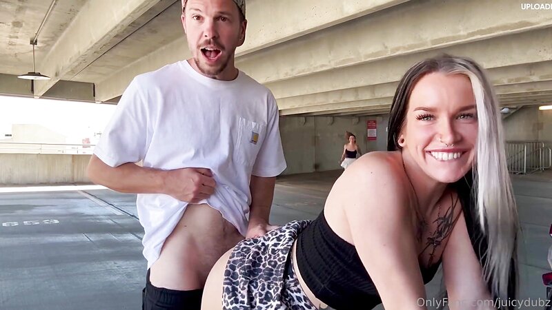 Mathema Kitten & Juicydubz Outdoor Threesome Blowjob and Doggy Style Missionary with Tattoos in Public
