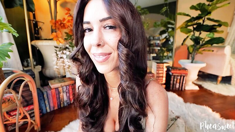 RheaSweet Lineage Roleplay POV