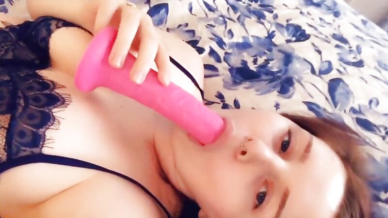 Kendra Young Nude Dildo Masturbating