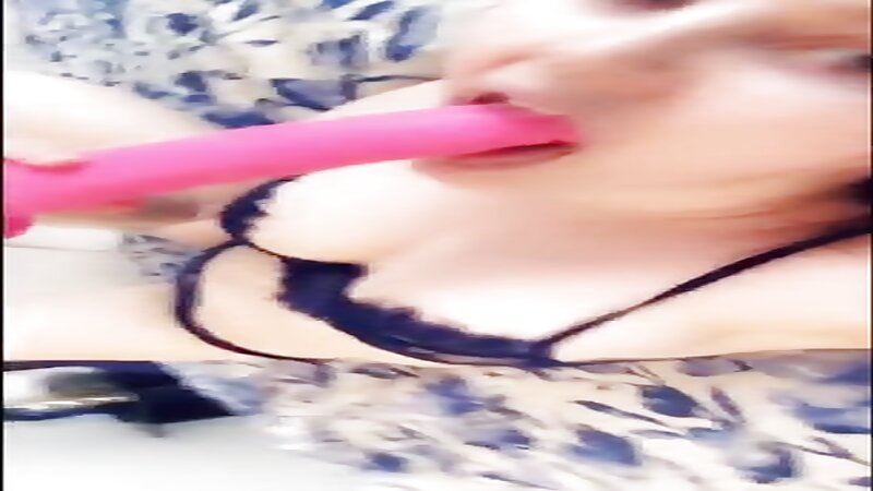 Kendra Young Nude Dildo Masturbating