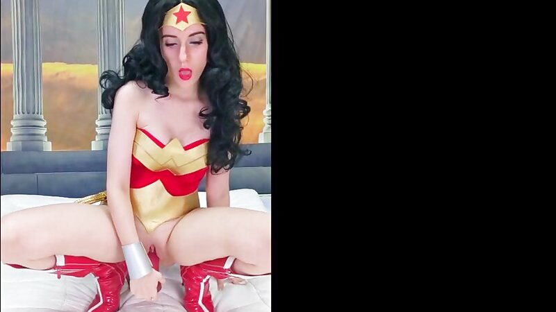 Lana Rain Nude Wonder Woman Fucking a Dildo