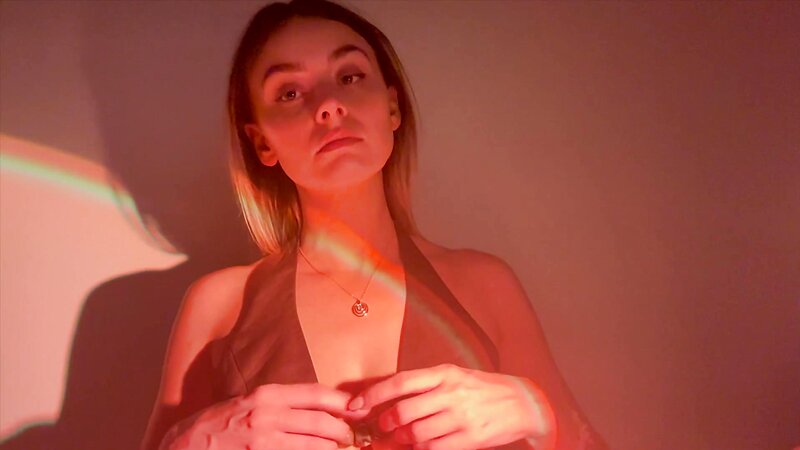 Simply Kel Gentle Skin Scratching, Brushing, Fabric Sounds, Collarbone Tapping & Massage ASMR