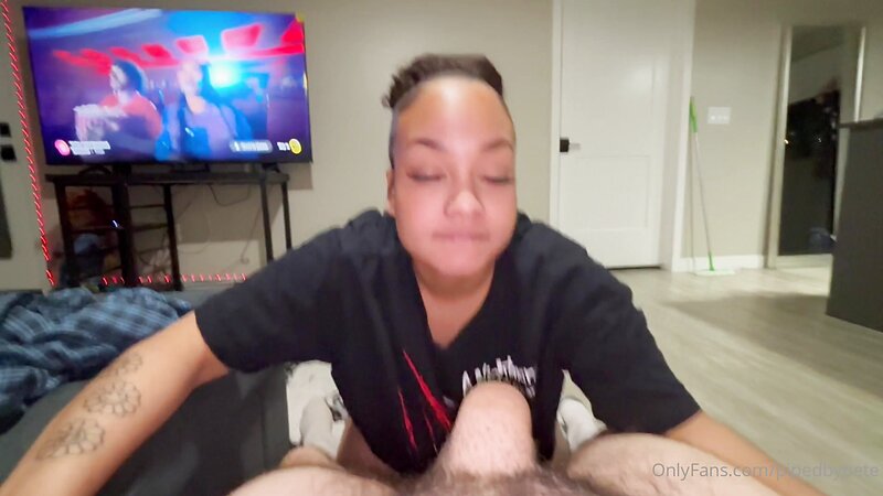 SarahThePlug Sloppy BWC Deepthroat Blowjob