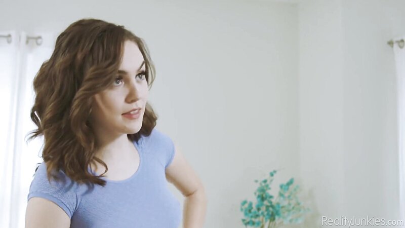 Masseuse Freya Parker Gets Fucked By A Client