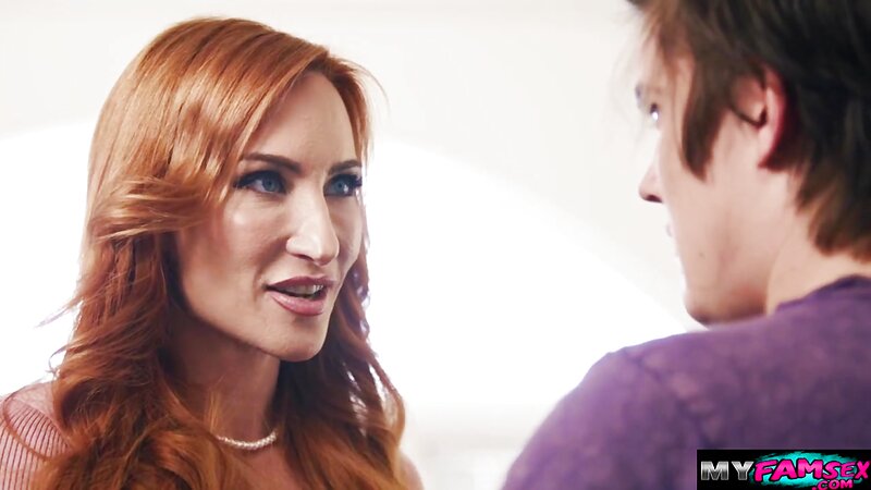Thesophialocke Enjoys Raw Unprotected Sex