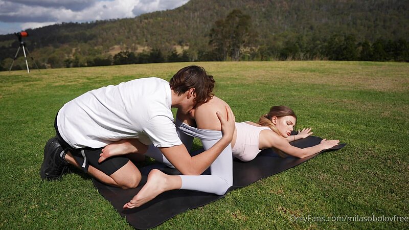 Milakittenx Cunt Filled with Milk in the Park