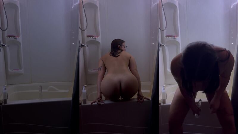 Booty.013 Rides And Masturbates With Her Toy