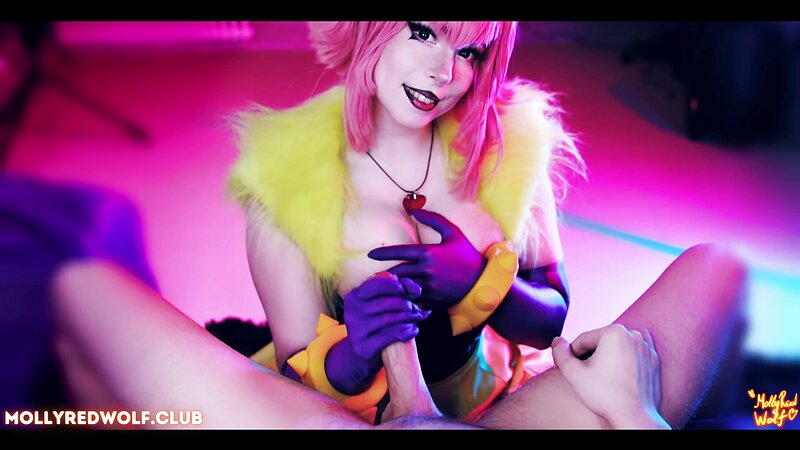 MollyRedWolf Melody's Explicit Blowjob Sextape Performance