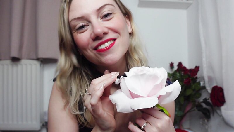 Jodie Marie ASMR Gentle Kisses and Lens Licking Valentines Night
