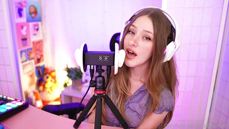 Diddly ASMR Jerk Off Instructions Face Porn Sextape