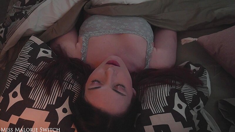 Miss Malorie Switch Teen Masturbation Beautiful Agony Beneath the Sheets