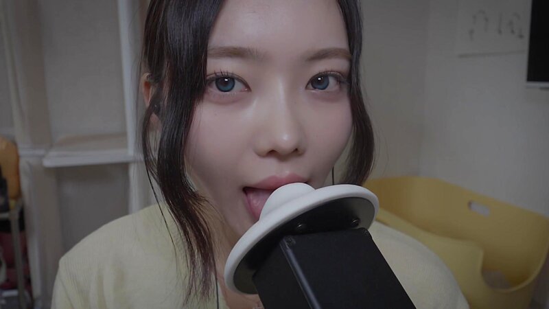 Nareun ASMR 3DIO Intimate Ear-to-Ear Whispering After Long Wait