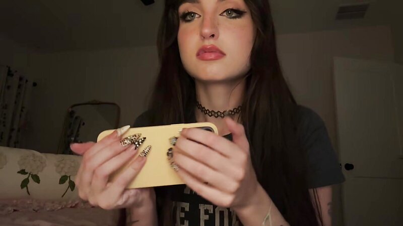 Beebee ASMR - 2 June 2026 - Upclose LOFI ASMR (Fast Tapping, Unpredictable Triggers
