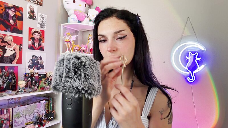 Busy B ASMR - 5 June 2026 Exclusive - Face Brushing & Whisper Rambles