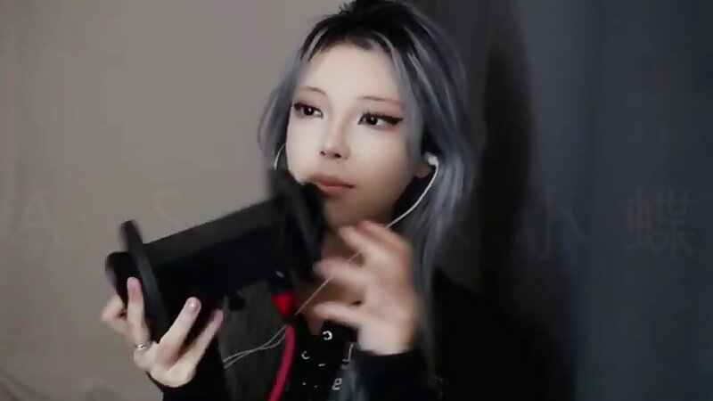 Bean Bun_ASMR - 3DIO Tapping & Scratching
