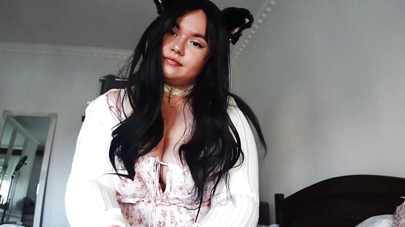 EmmaTASMR - 17 June 2026 - ASMR | POV Kitty on Top of You (Massage, GFE)