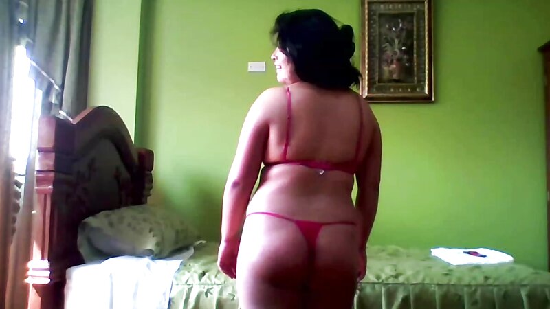 Latina caliente