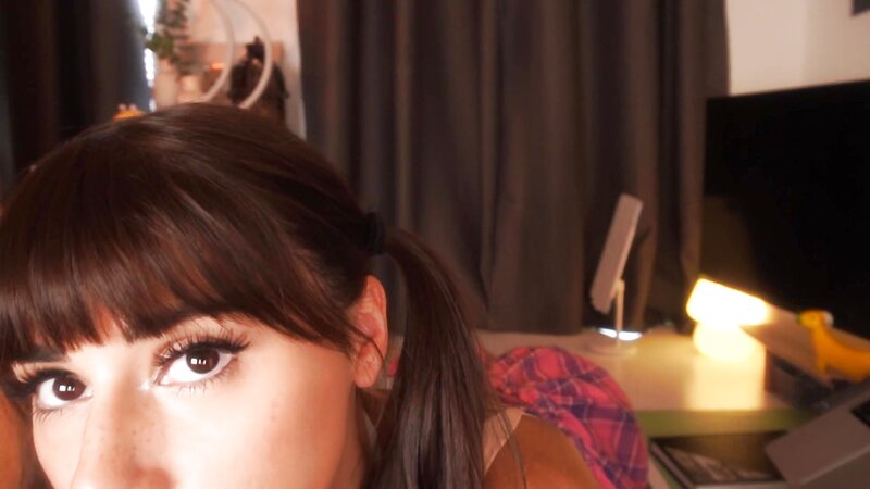 LunaRexx - ASMR Student Helps You Relax for an A+