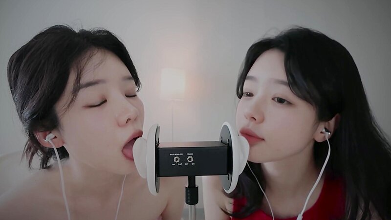 ASMR Yeonchu - 1 July 2026 - Twin Ear Licking ASMR with the Prettiest Friend I Know! (Patreon)