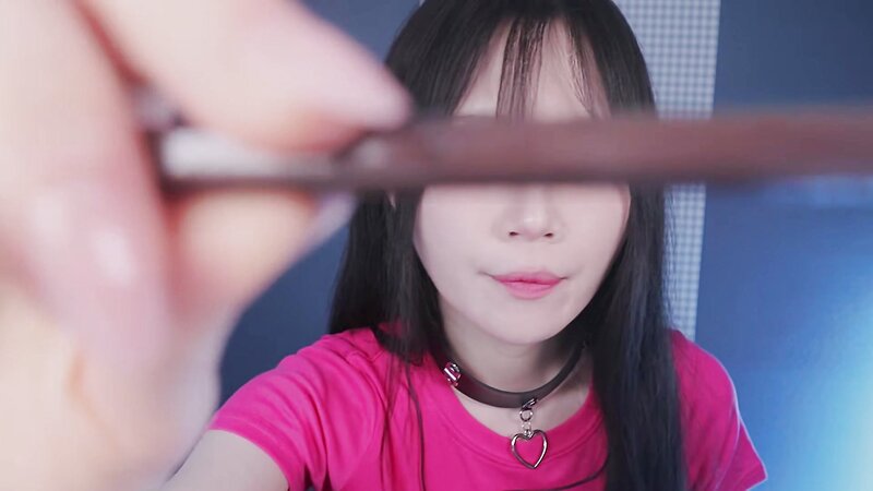 [ASMR]nara_나라 - 2 July 2026 - Eyebrow Grooming Sounds with Tools Held in My Mouth