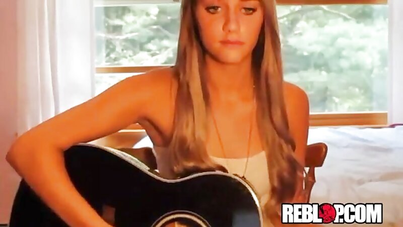 Lia Marie Johnson Private Sex Tape