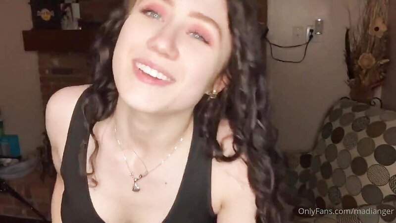 Madi Meadows Nude Try On Show